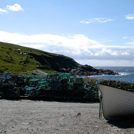 John Eoinin'S Bar And Accommodation Glencolumbkille Exterior foto